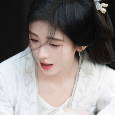 杨采薇 鞠婧祎