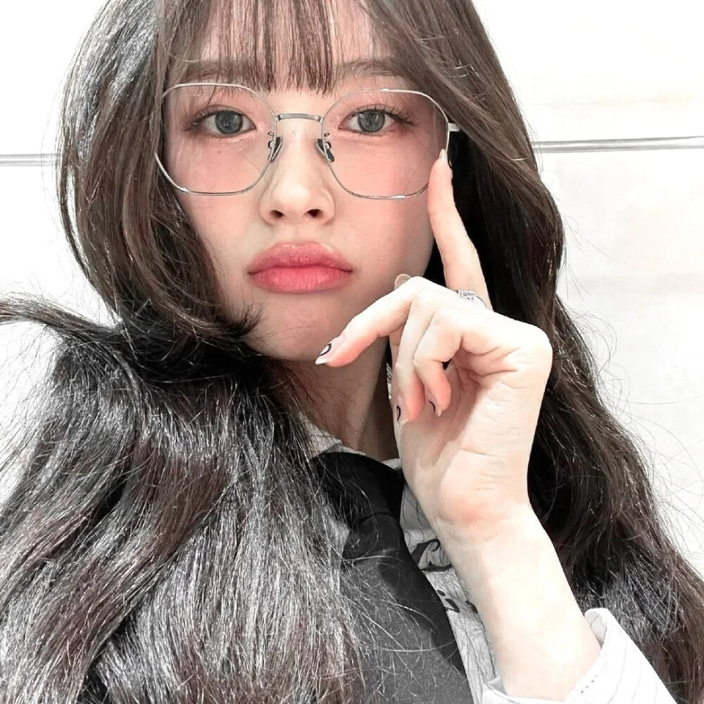 《虚拟爱人》私たちは第立時空で出
会った、我们在第五时空相遇