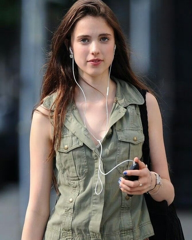 Margaret Qualley