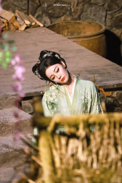 慕胥辞-巴巴badada