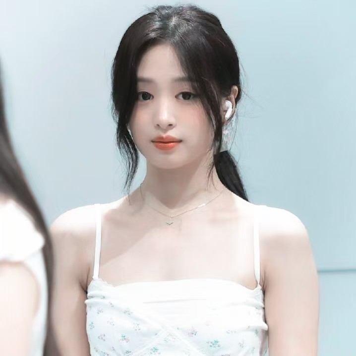 开心常驻.˃̵ ֊ ˂̵