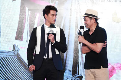 2015年07月02日，北京，《道士下山》首映礼红毯。
林志玲 张震 郭富城 王宝强 吴建豪 王学圻 范伟 董琦 林雪 陈国坤