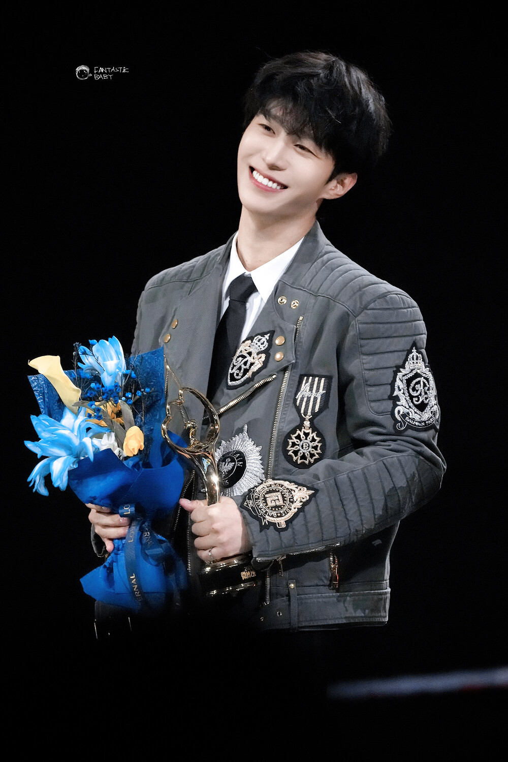 小范丨微博之夜