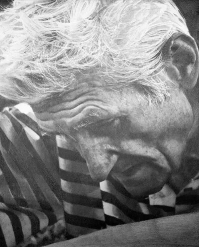 艺术家 Paul Cadden 超写实铅笔素描
