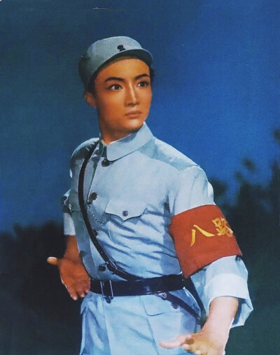 李光，1941年出生，北京人。现代京剧《平原作战》扮演赵勇刚