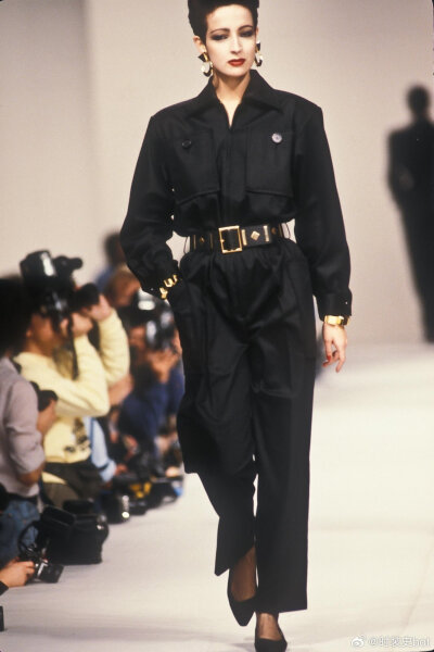 Yves Saint Laurent 1985