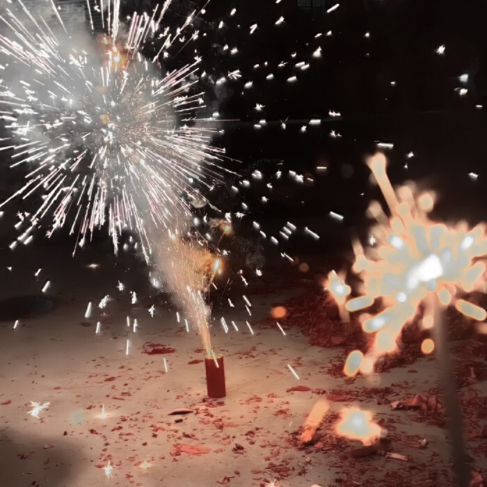 与、新年愿望是大家都要“巳巳”如意