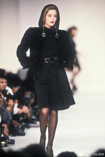 Yves Saint LAURENT S/S 1990