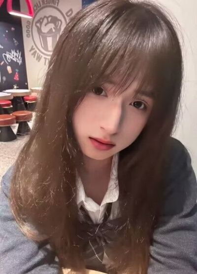 听好多遍小情歌都没得我们甜