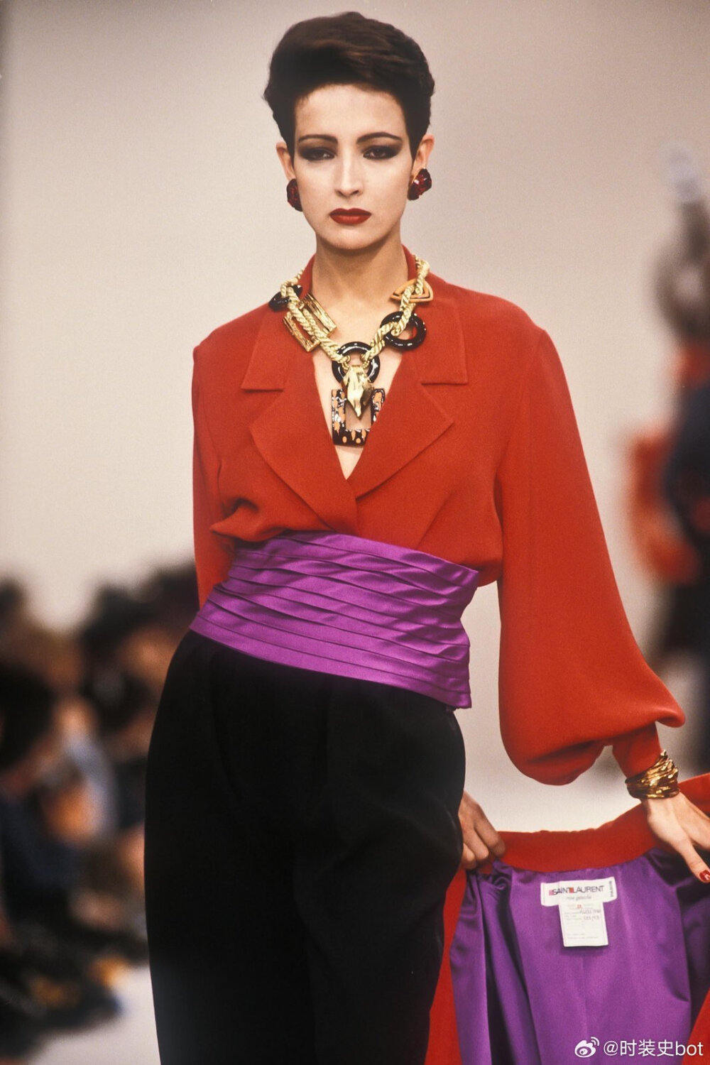 Yves Saint Laurent 1985