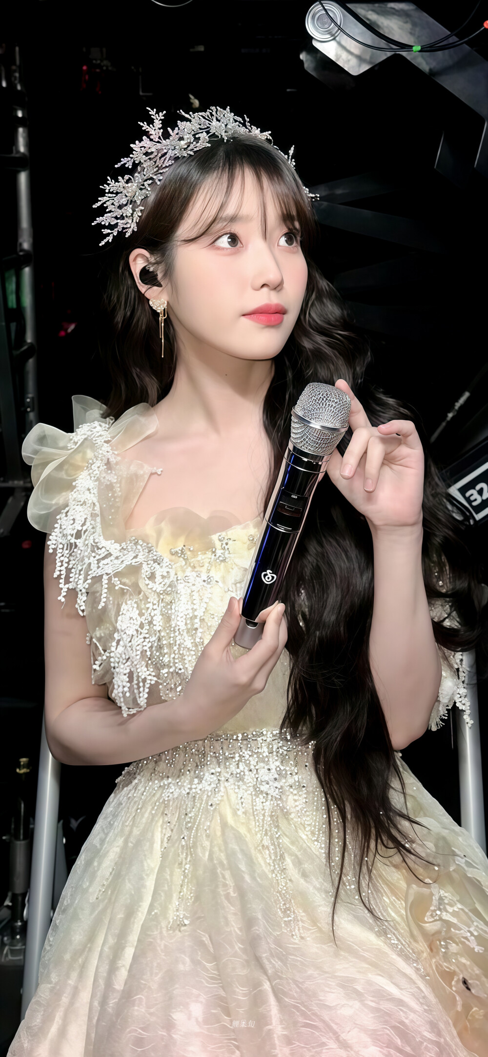 IU