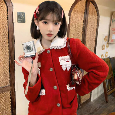 2025年新年女头像礼貌九张