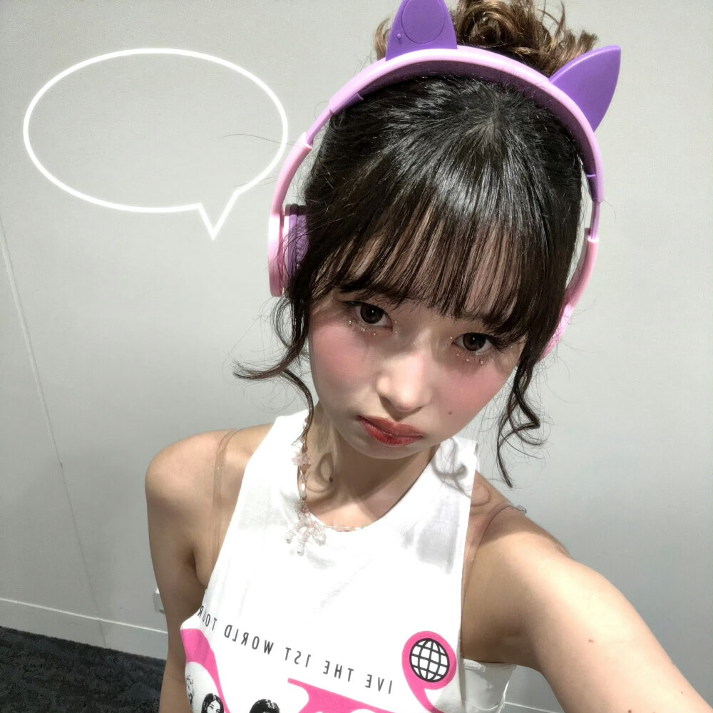 liz
合照
直井怜