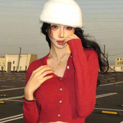 2025年新年女头像礼貌九张