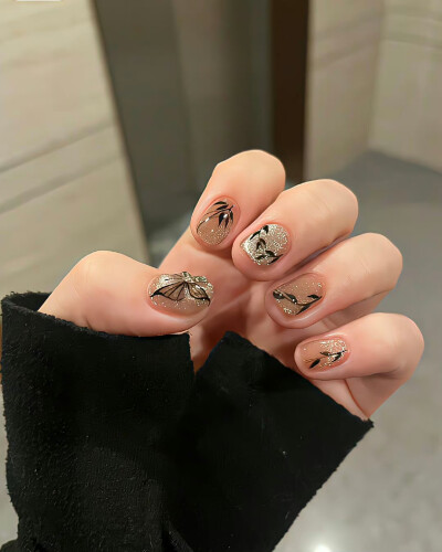 美甲