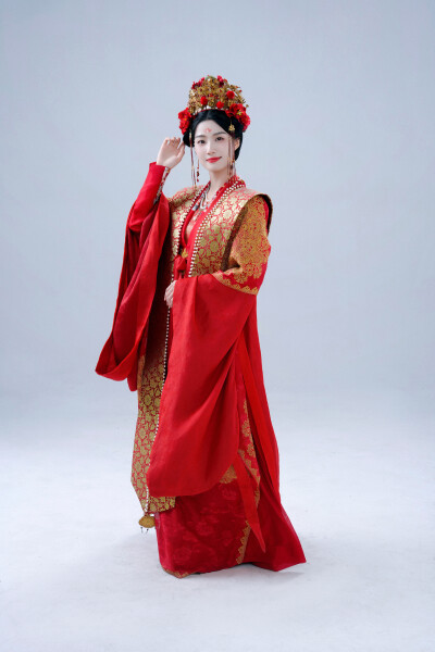 卢昱晓
