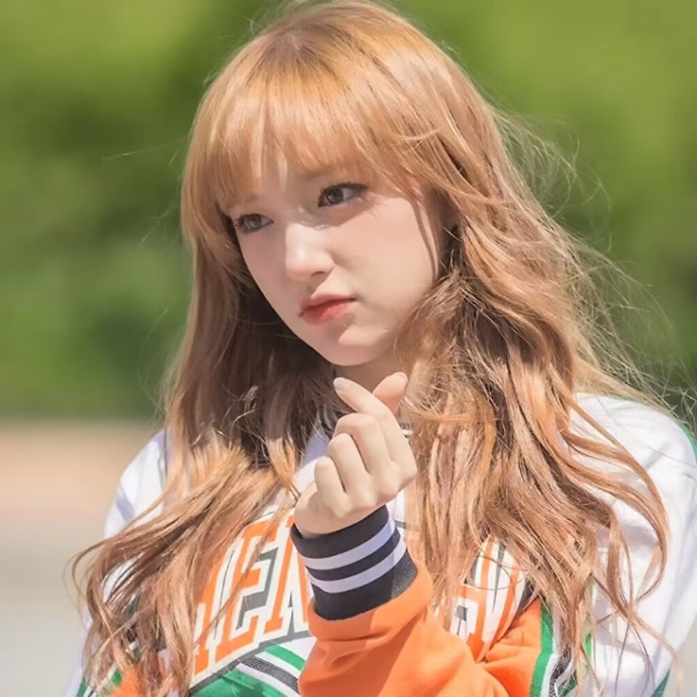 世中逢尔 雨中逢花