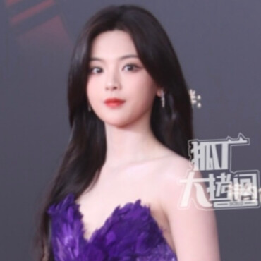 杨超越