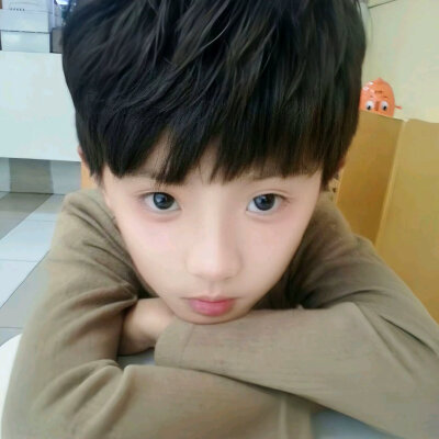 马嘉祺早期照片.