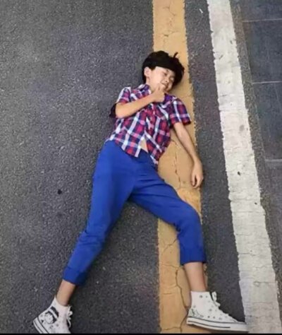 马嘉祺早期照片.