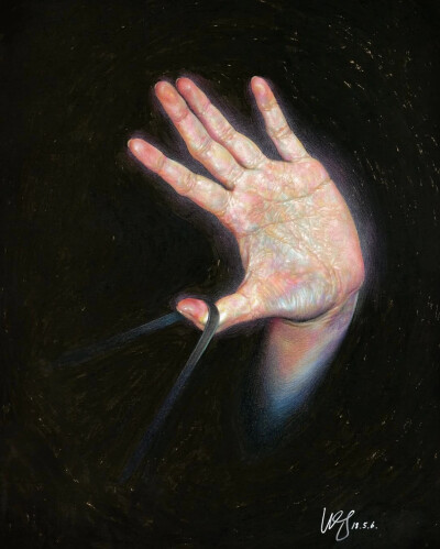 金万进是韩国当代画家。他的作品以细腻的笔触和柔和的线条着称，熟练运用彩铅和色粉笔，精确刻画人体结构。他通过复杂的交叉线条和戏剧性的光影，捕捉人体姿势的精髓。他的作品不仅展示了人体的美感，还传达了超体验…