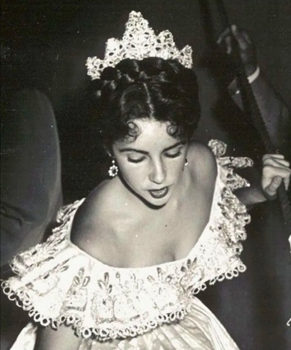 Elizabeth Taylor