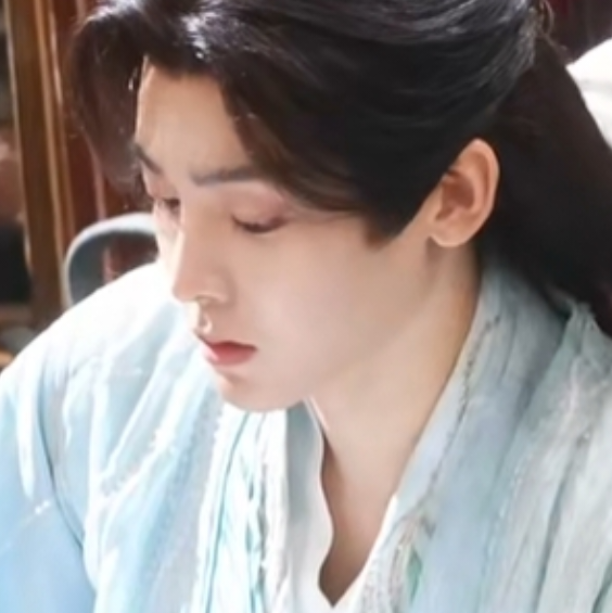 每天坚持不懈侯明昊水仙