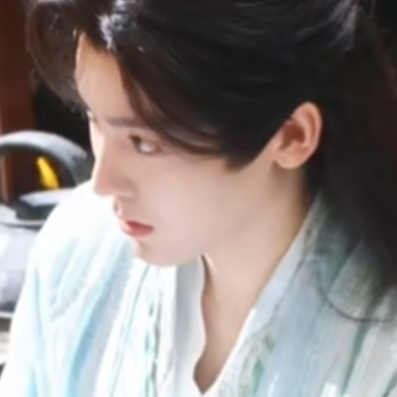 每天坚持不懈侯明昊水仙