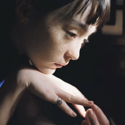 世理奈