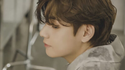 金泰亨橙光素材1280*720