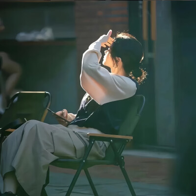 女生