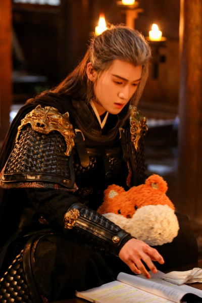 小林的剧照嘻嘻