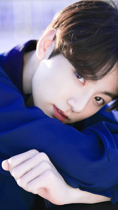 田柾国
cr wb首席恋兔官