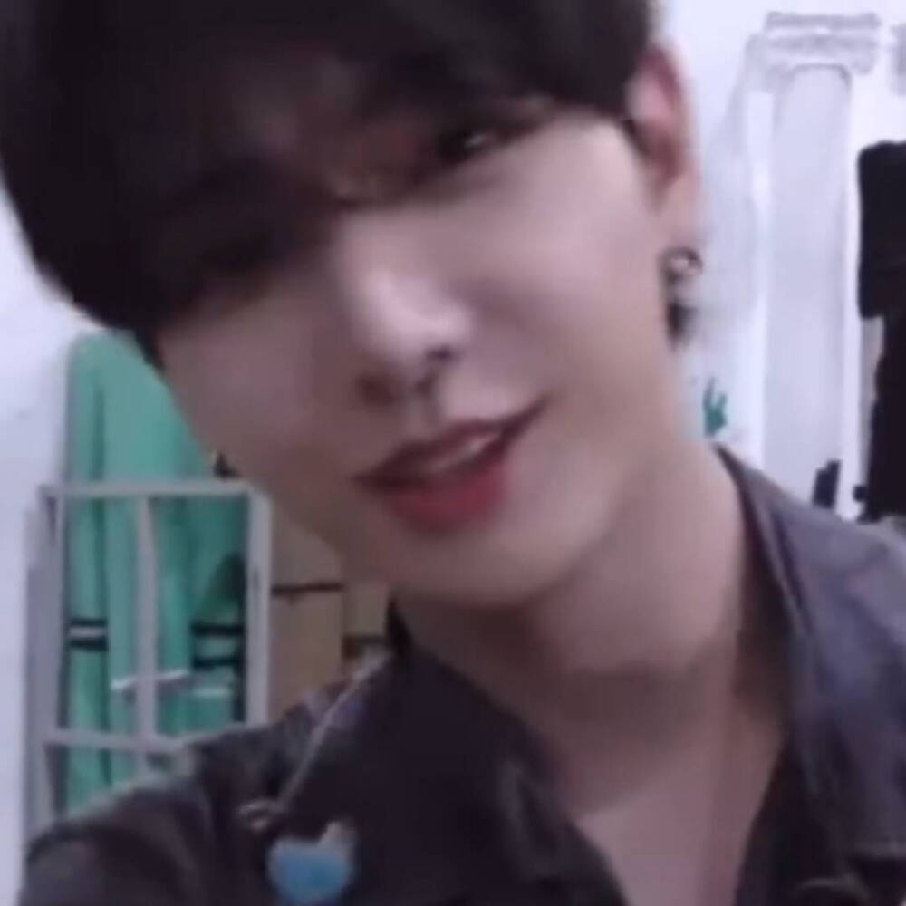 学长不要再麻烦我了啦