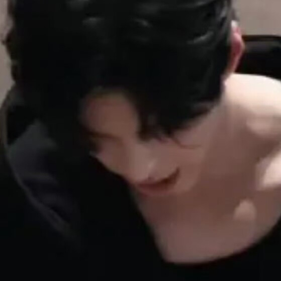 靳朝哥哥