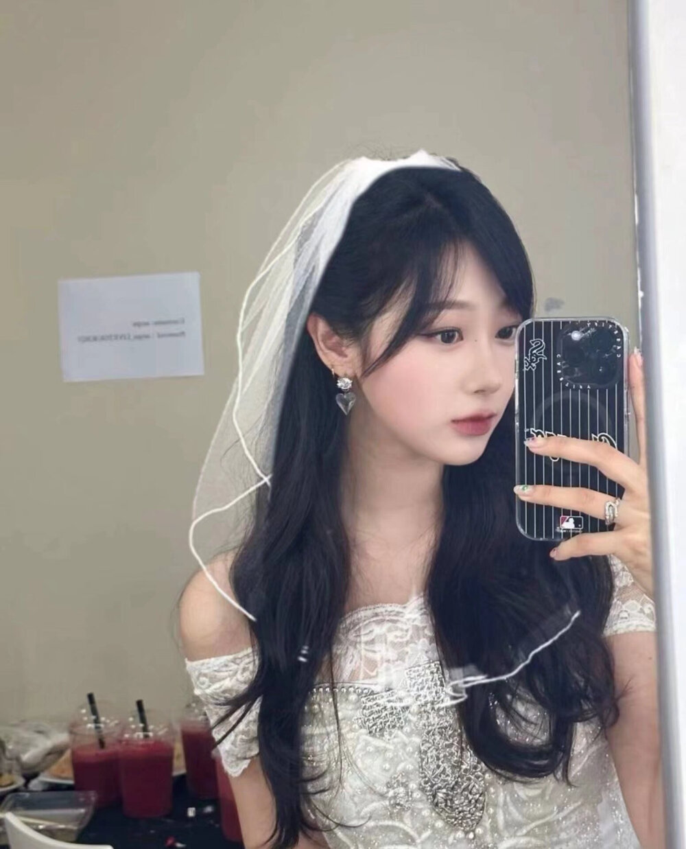 Karina柳智敏
宁艺卓
吉赛尔