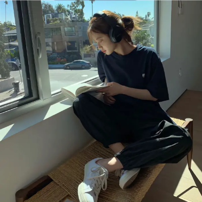 高冷成熟自由感女头