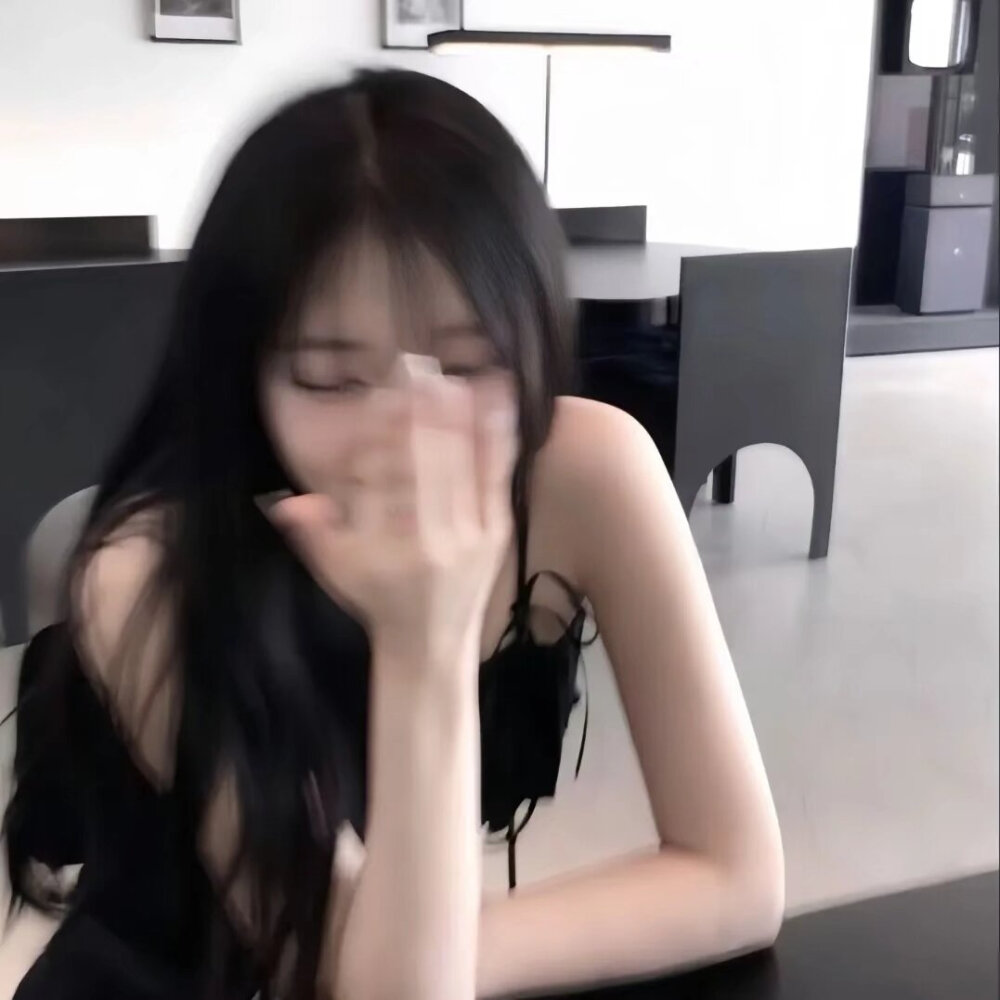 Karina柳智敏
宁艺卓
吉赛尔