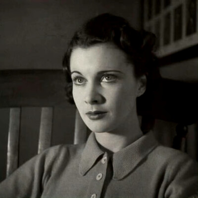 24岁的Vivien Leigh ​​​