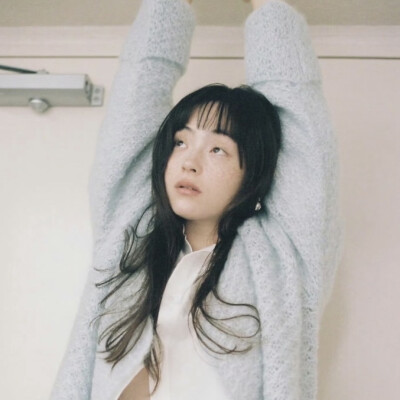 世理奈