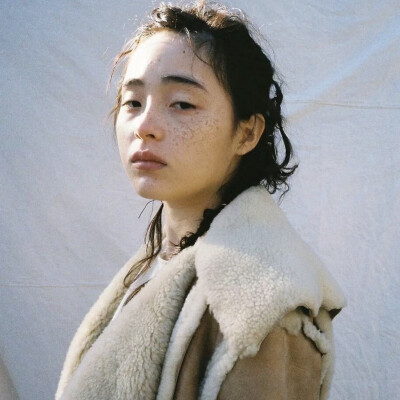 世理奈
