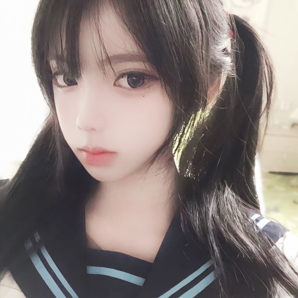 二次元世界小霸主