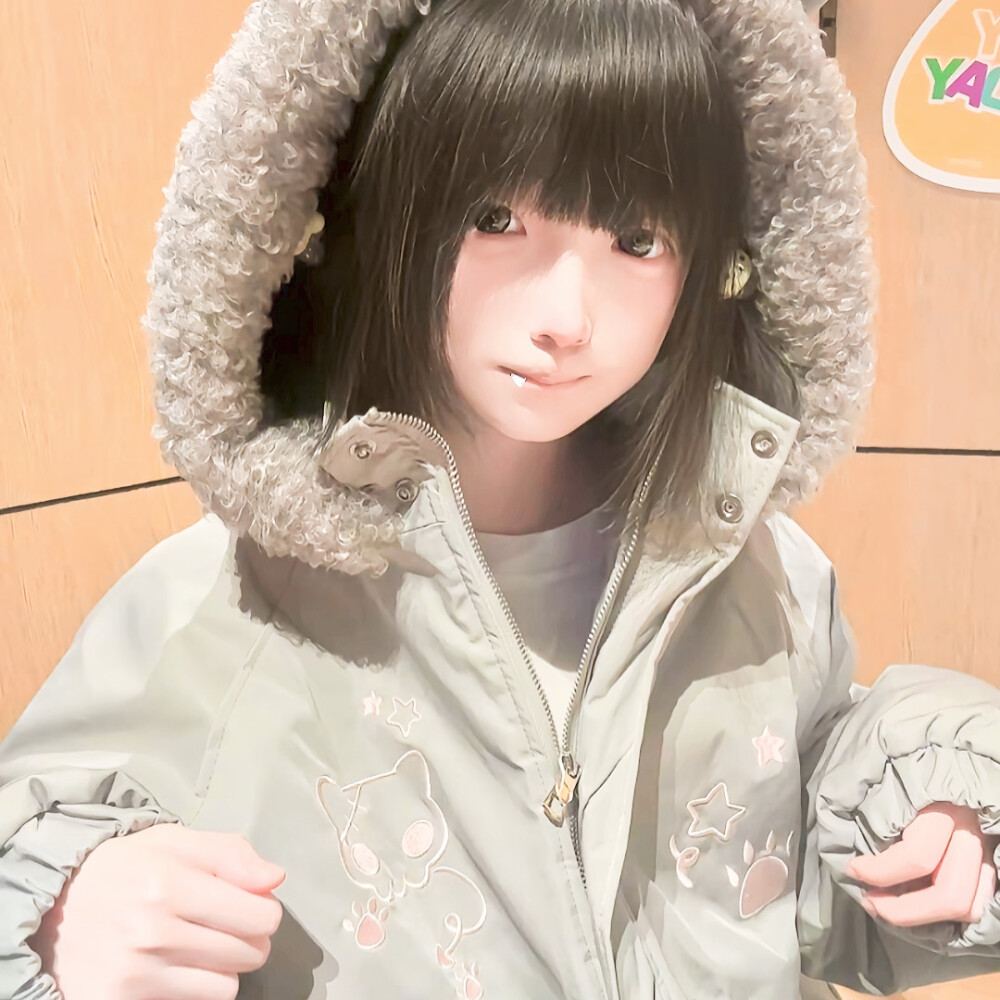 二次元世界小霸主