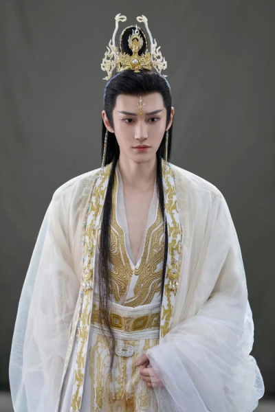 汪铎-千朵桃花一世开