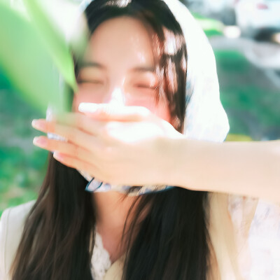 ✿ .❀。• *₊°。 ❀°。
