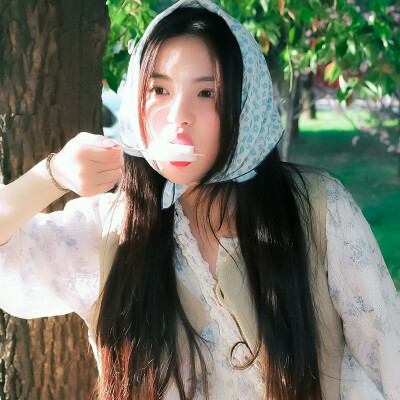 ✿ .❀。• *₊°。 ❀°。
