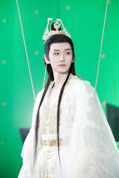 汪铎-千朵桃花一世开