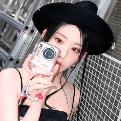 宫脇咲良