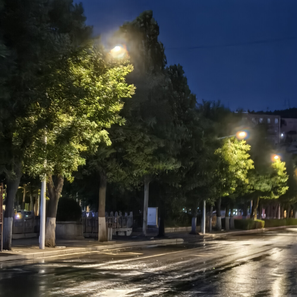 夜景下模糊的温暖