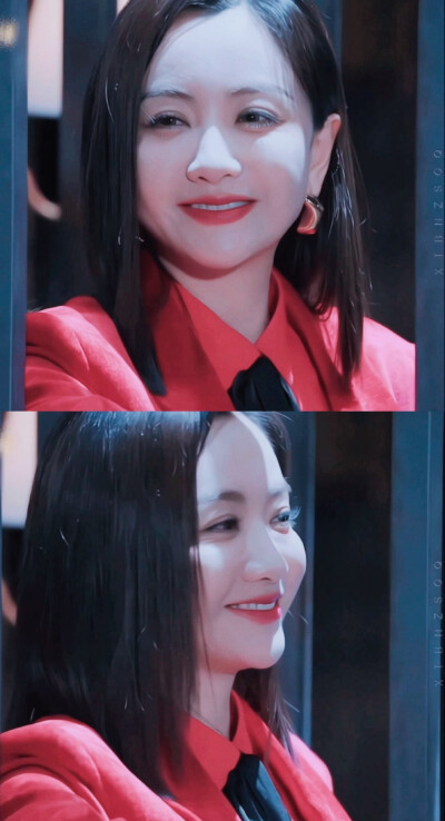 杨蓉